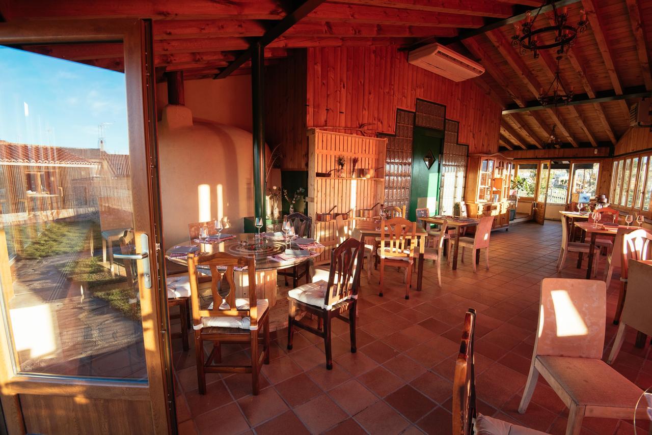 Posada De Robledillo Robledillo de la Jara Exterior photo